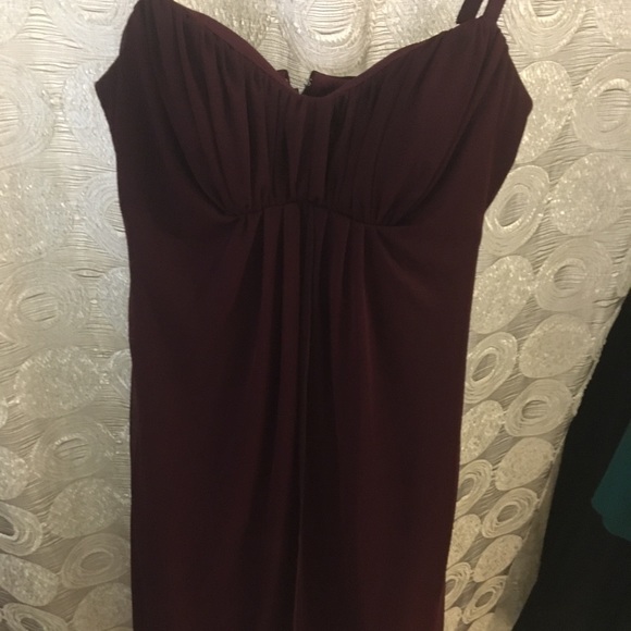 Beautiful Burgundy, mid to knee length dress. - Picture 1 of 12